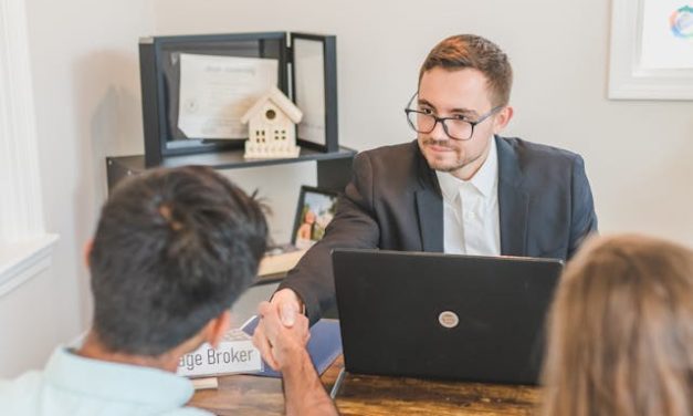 Recrutement de Courtiers en Crédit Immobilier : Un Secteur Dynamique en Recherche de Talents